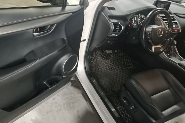 Used Lexus NX 2018 200 All-Wheel Drive FENGSHANG Version China VI Standard Driver Seat