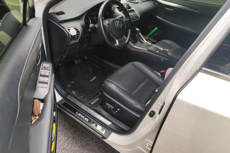 Used Lexus NX 2018 300 Front-Drive Freeline Edition Driver Seat
