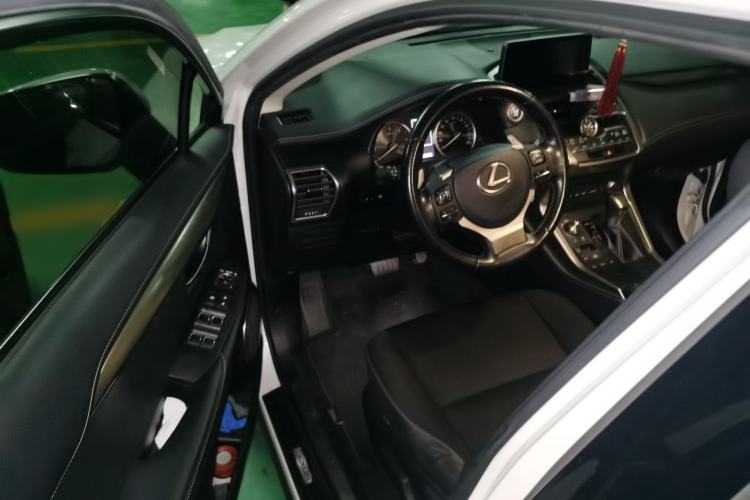Used Lexus NX 2018 200 Front-Wheel-Drive X-Trail Version China V Standard Driver Seat