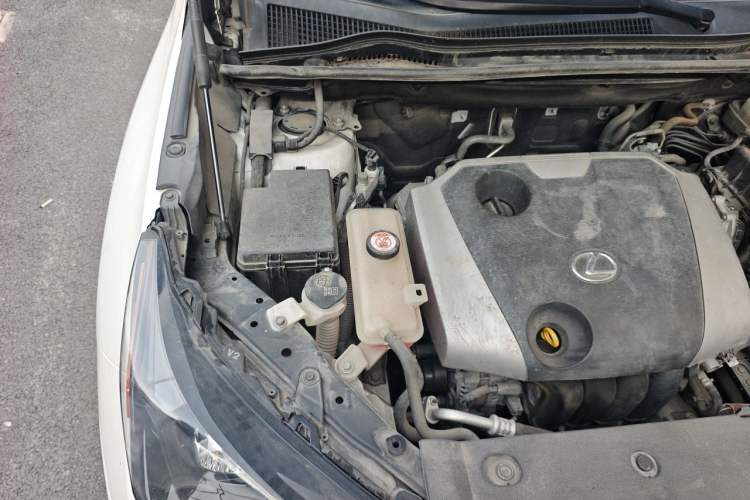 Used Lexus NX 2018 200 Front-Wheel-Drive X-Trail Version China V Standard Engine Bay Right