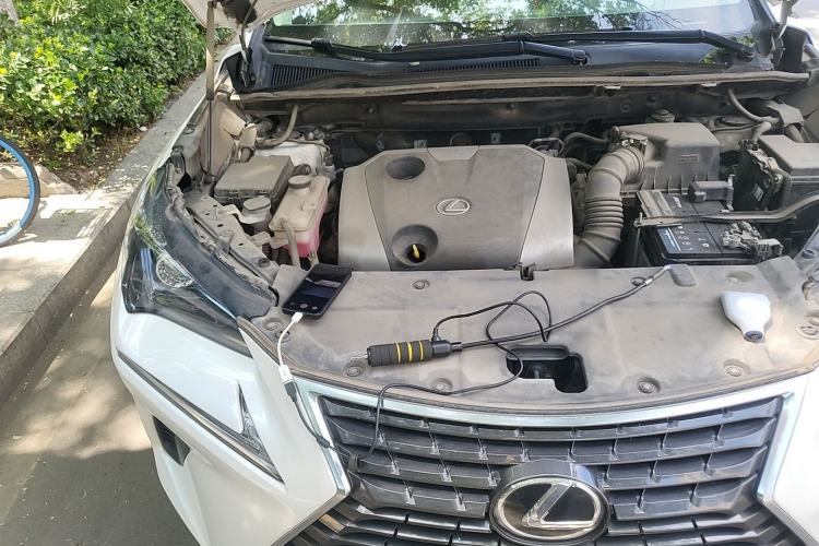 Used Lexus NX 2018 200 Front-Wheel-Drive Xingxing Edition China VI Standard Engine Bay Right