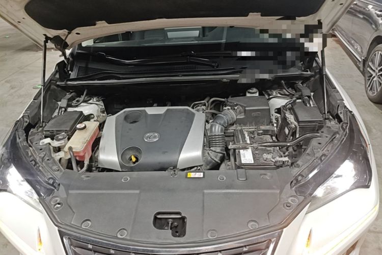 Used Lexus NX 2018 200 All-Wheel Drive FENGSHANG Version China VI Standard Engine Bay