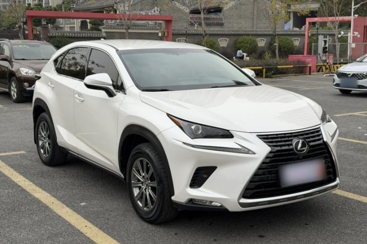 Used Lexus NX 2018 300 Front-Drive Freeline Edition Exterior 2