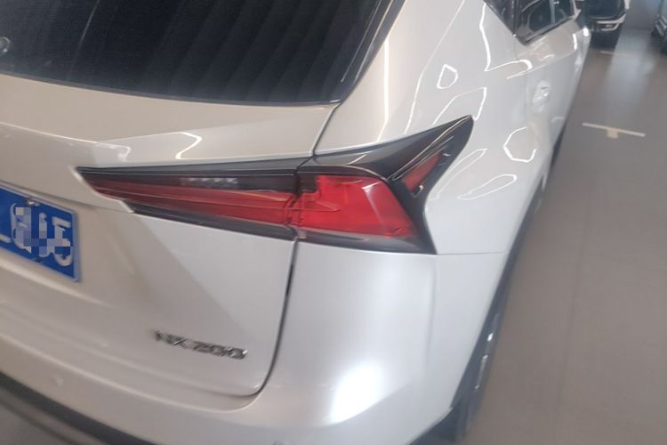 Used Lexus NX 2018 200 Front-Wheel-Drive Xingxing Edition China VI Standard Exterior 3