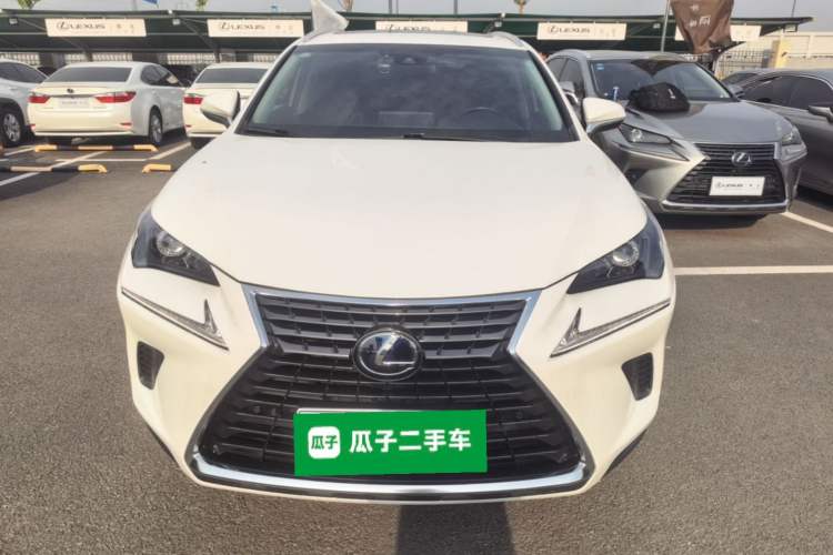 Used Lexus NX 2018 300h Front-Wheel-Drive FENGSHANG Version China V Emission Standard Front