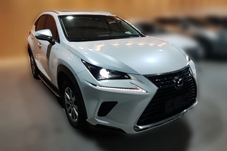 Used Lexus NX 2018 300h Front-Wheel-Drive FENGSHANG Version China V Emission Standard Front Right 45 Deg