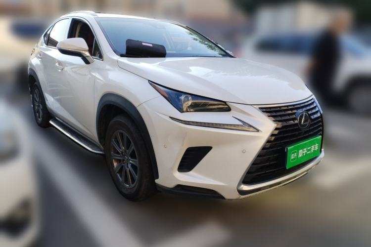 Used Lexus NX 2018 200 All-Wheel Drive Fēngshàng Version China V Standard Front Right 45 Deg