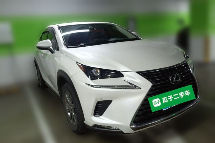 Used Lexus NX 2018 200 Front-Wheel-Drive Xingxing Edition China VI Standard Front Right 45 Deg