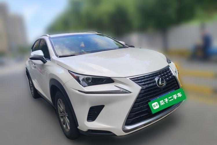 Used Lexus NX 2018 300 Front-Drive Freeline Edition Front Right 45 Deg