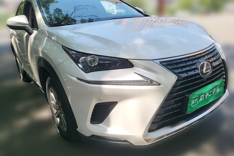 Used Lexus NX 2018 200 Front-Wheel-Drive Xingxing Edition China VI Standard Front Right 45 Deg