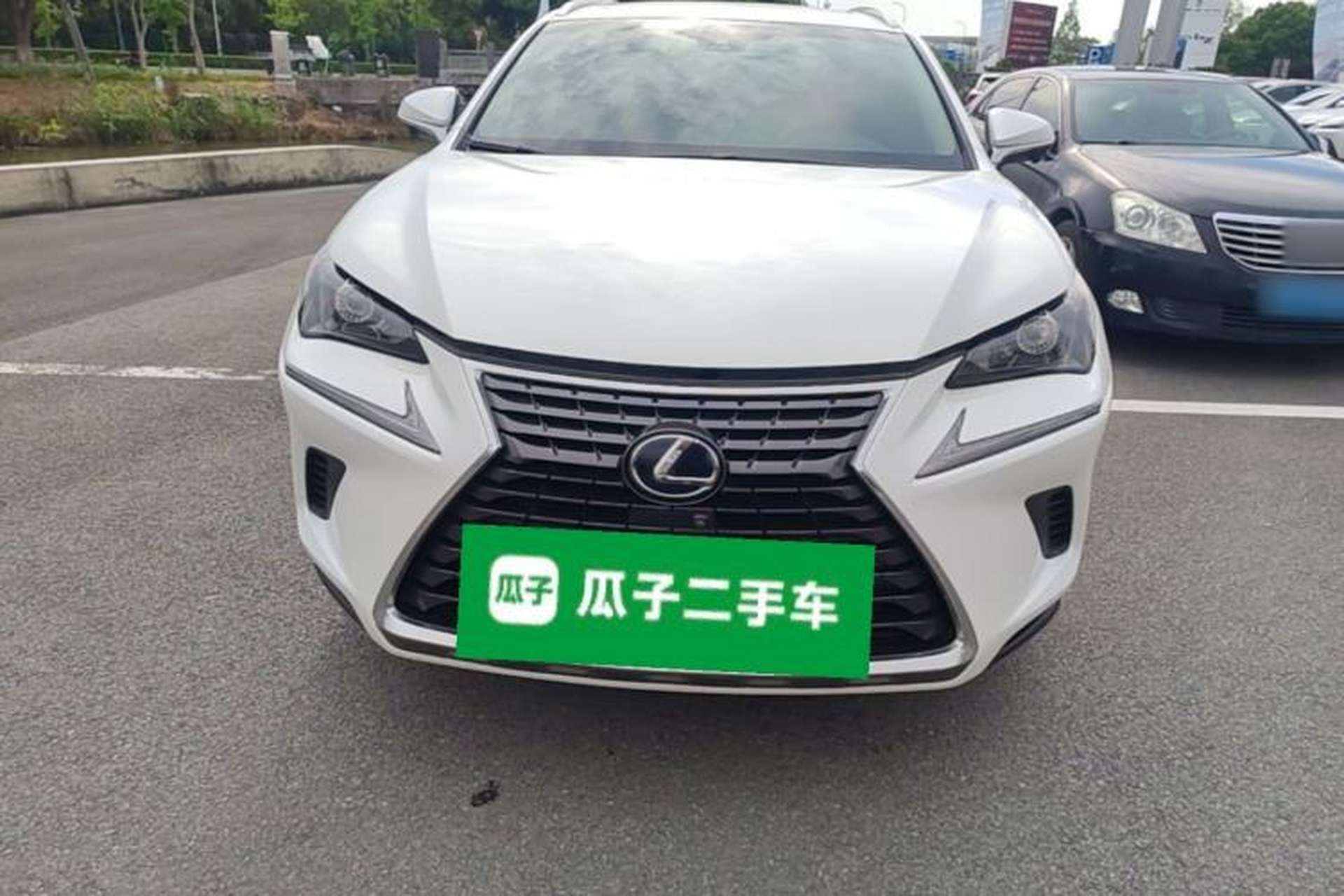Used Lexus NX 2018 300h Front-Wheel-Drive FENGSHANG Version China V Emission Standard Front