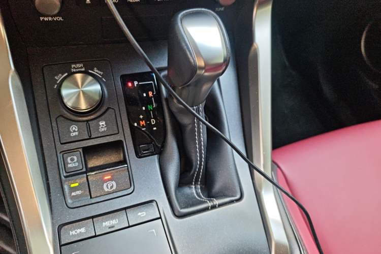 Used Lexus NX 2018 200 All-Wheel Drive Fēngshàng Version China V Standard Gear Lever