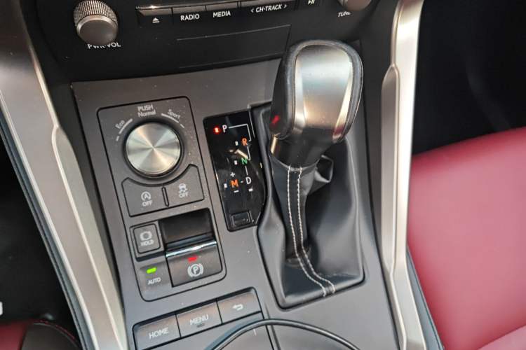 Used Lexus NX 2018 300 Front-Drive Freeline Edition Gear Lever