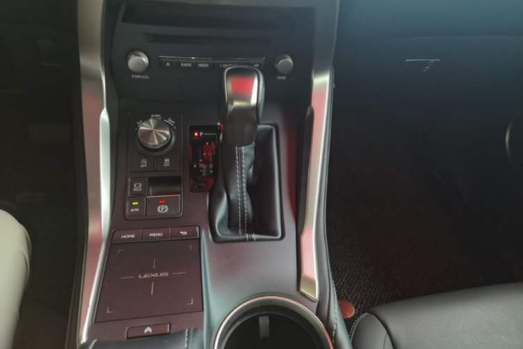 Used Lexus NX 2018 300 Front-Drive Freeline Edition Gear Lever
