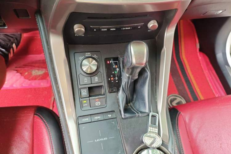 Used Lexus NX 2018 200 Front-Wheel-Drive X-Trail Version China V Standard Gear Lever