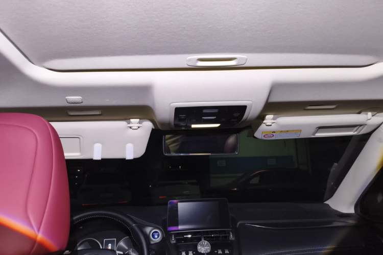 Used Lexus NX 2018 300h Front-Wheel-Drive FENGSHANG Version China V Emission Standard Headliner