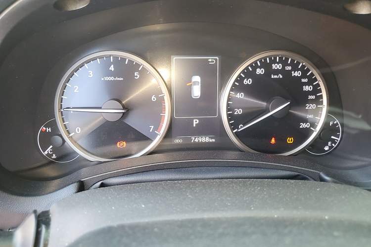 Used Lexus NX 2018 200 Front-Wheel-Drive Xingxing Edition China VI Standard Instrument Cluster