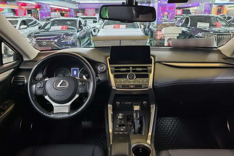 Used Lexus NX 2018 300 Front-Drive Freeline Edition Interior 1