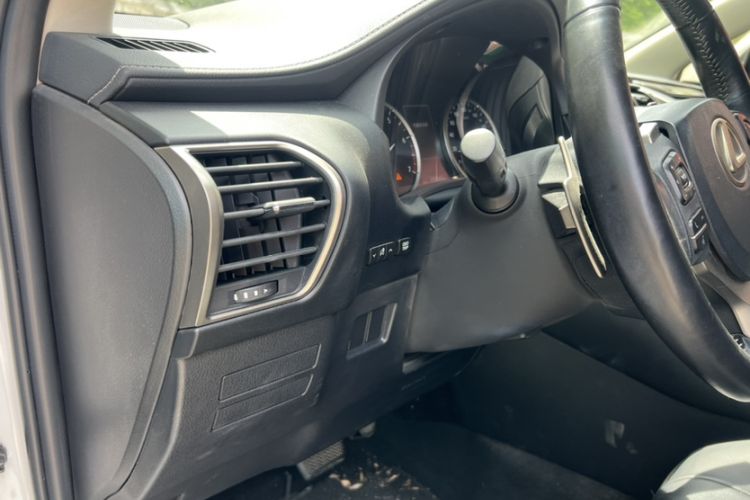 Used Lexus NX 2018 200 Front-Wheel-Drive X-Trail Version China V Standard Interior 8
