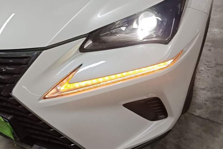 Used Lexus NX 2018 200 All-Wheel Drive FENGSHANG Version China VI Standard Left Front Headlight
