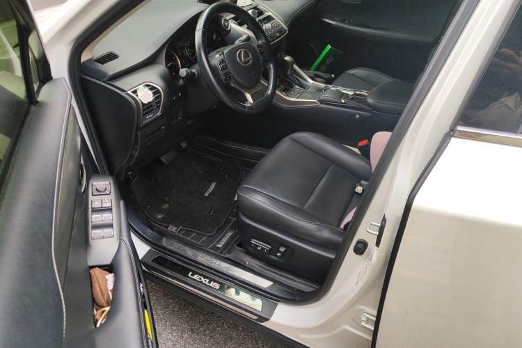 Used Lexus NX 2018 300 Front-Drive Freeline Edition Left Front Seat