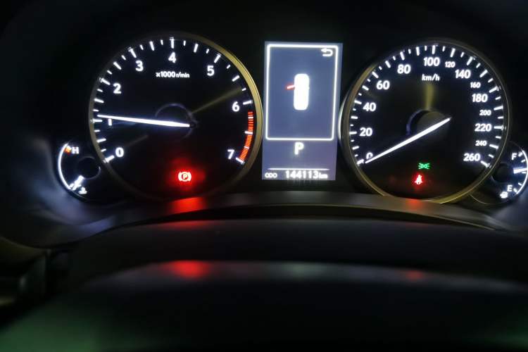 Used Lexus NX 2018 200 Front-Wheel-Drive X-Trail Version China V Standard Odometer Close Up