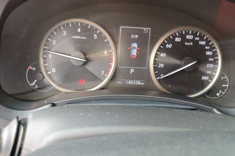 Used Lexus NX 2018 200 Front-Wheel-Drive X-Trail Version China V Standard Odometer Close Up