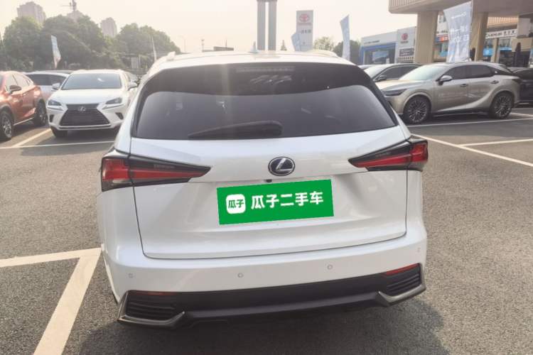 Used Lexus NX 2018 300h Front-Wheel-Drive FENGSHANG Version China V Emission Standard Rear