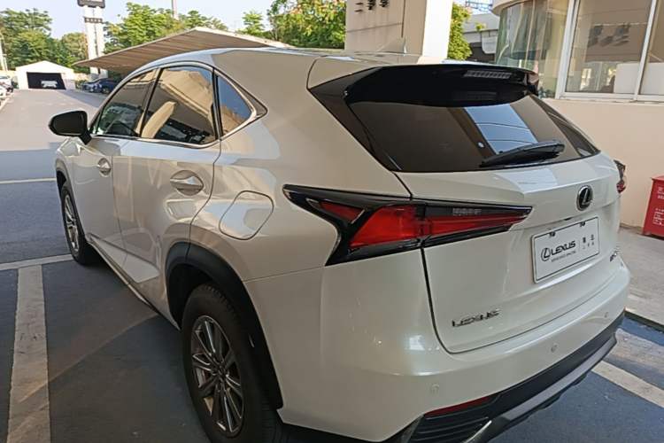 Used Lexus NX 2018 200 Front-Wheel-Drive Xingxing Edition China VI Standard Rear Left 45 Deg