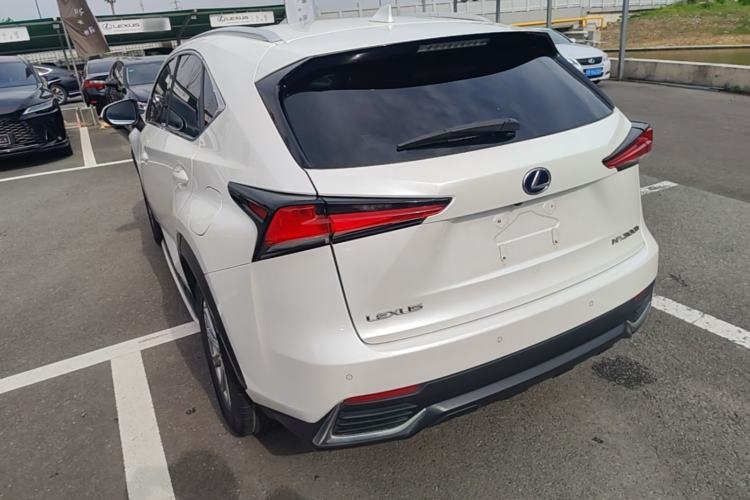 Used Lexus NX 2018 300h Front-Wheel-Drive FENGSHANG Version China V Emission Standard Rear Left 45 Deg