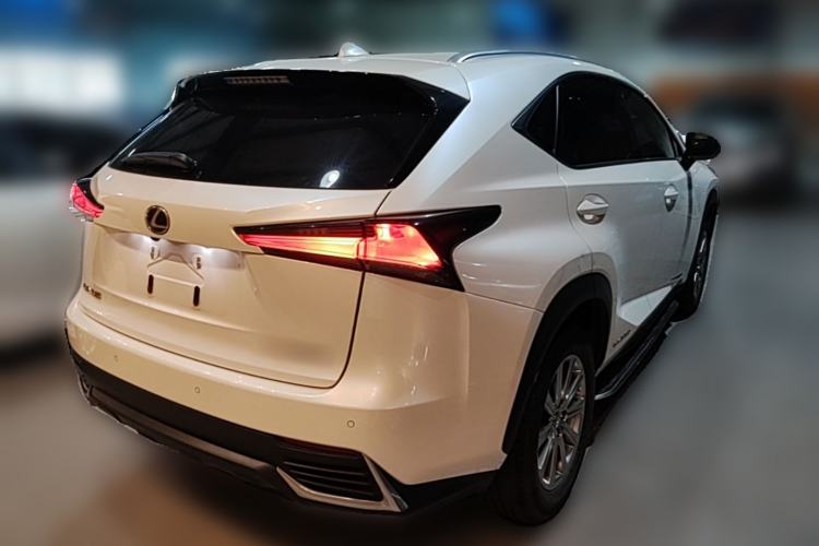Used Lexus NX 2018 300h Front-Wheel-Drive FENGSHANG Version China V Emission Standard Rear Right 45 Deg