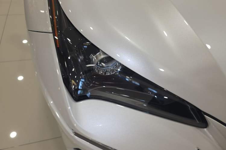 Used Lexus NX 2018 300 Front-Drive Freeline Edition Right Front Headlight