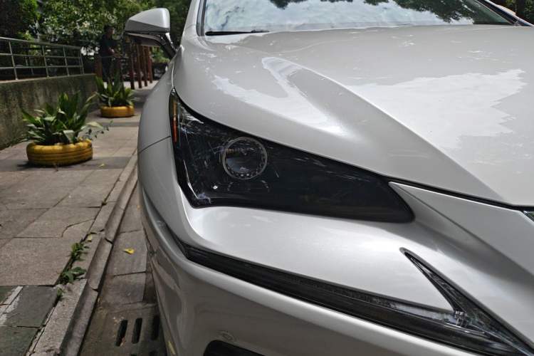 Used Lexus NX 2018 200 All-Wheel Drive FENGSHANG Version China VI Standard Right Front Headlight