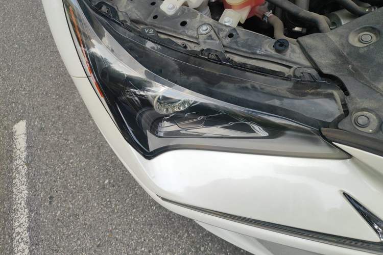 Used Lexus NX 2018 300 Front-Drive Freeline Edition Right Front Headlight