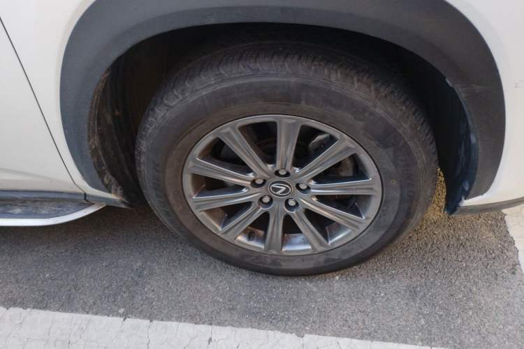Used Lexus NX 2018 200 All-Wheel Drive Fēngshàng Version China V Standard Right Front Wheel Hub