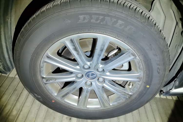 Used Lexus NX 2018 200 Front-Wheel-Drive X-Trail Version China V Standard Right Front Wheel Hub