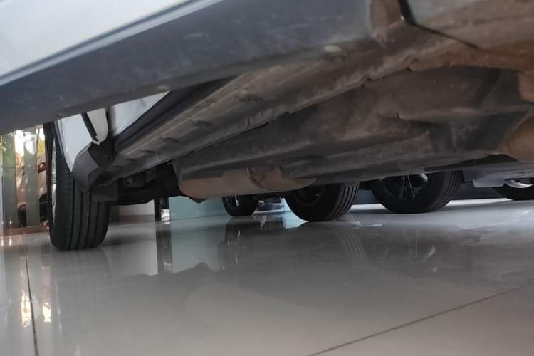 Used Lexus NX 2018 200 Front-Wheel-Drive X-Trail Version China V Standard Right Side Sill