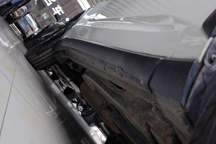 Used Lexus NX 2018 200 Front-Wheel-Drive X-Trail Version China V Standard Right Side Sill