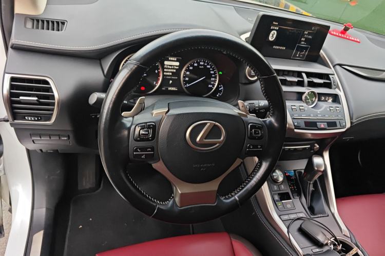 Used Lexus NX 2018 300 Front-Drive Freeline Edition Steering Wheel