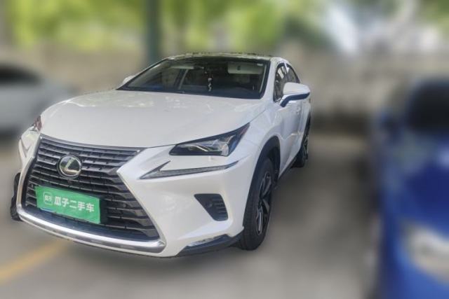 Lexus NX 2018 300h All-Wheel-Drive FENGZHI Edition China V Emission Standard d’occasion
