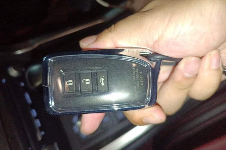 Used Lexus NX 2018 200 Front-Wheel-Drive Xingxing Edition China VI Standard Vehicle Key