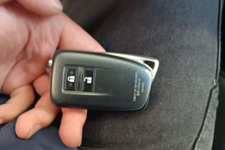 Used Lexus NX 2018 200 Front-Wheel-Drive Xingxing Edition China VI Standard Vehicle Key