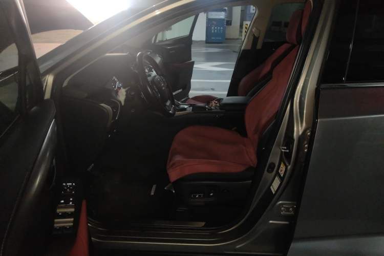 Used Lexus NX 2019 300h Millionth Anniversary Limited Edition China VI Standard Left Front Seat