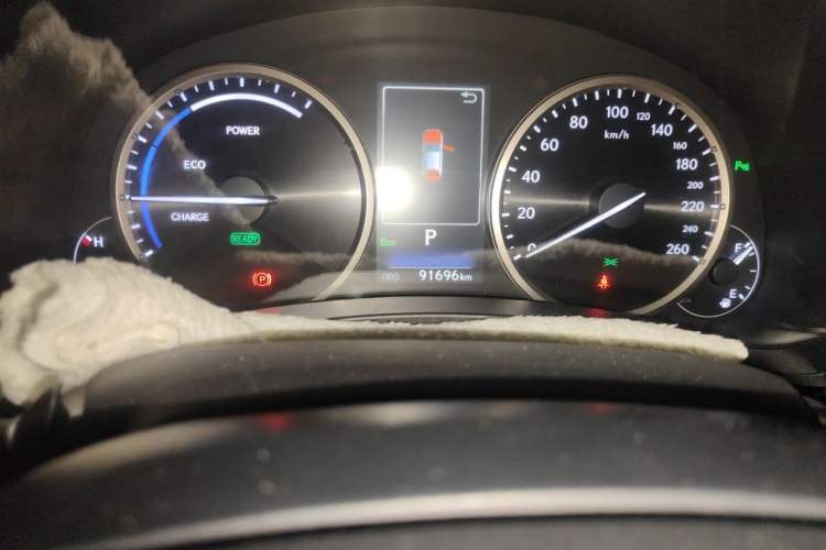 Used Lexus NX 2019 300h Millionth Anniversary Limited Edition China VI Standard Odometer Close Up