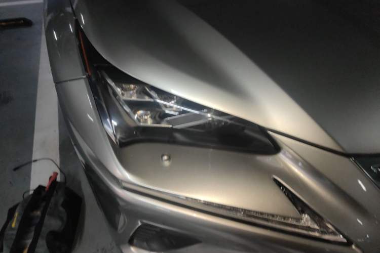 Used Lexus NX 2019 300h Millionth Anniversary Limited Edition China VI Standard Right Front Headlight