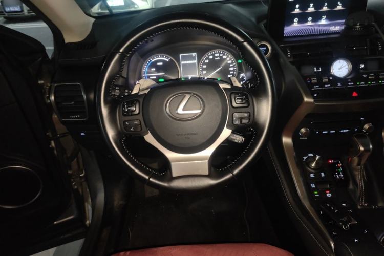 Used Lexus NX 2019 300h Millionth Anniversary Limited Edition China VI Standard Steering Wheel