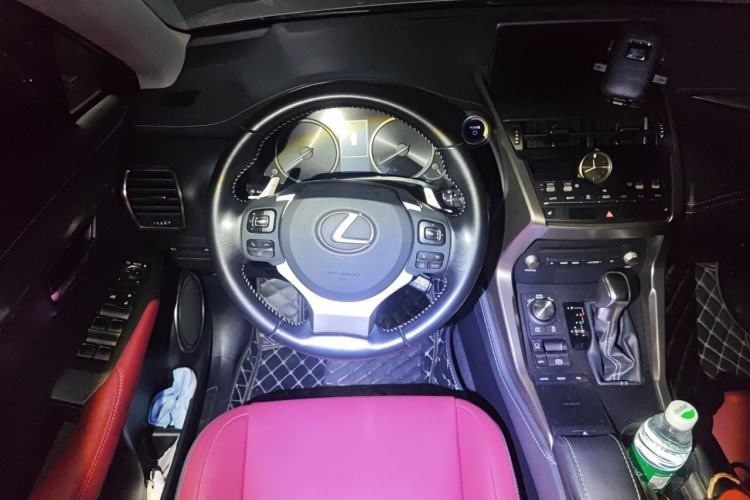 Used Lexus NX 2019 300h Millionth Anniversary Limited Edition China VI Standard Steering Wheel