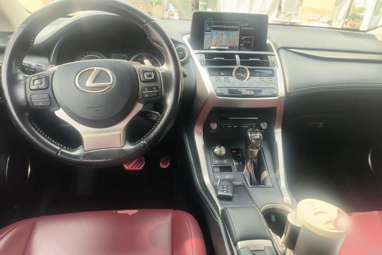 Used Lexus NX 2019 300h Millionth Anniversary Limited Edition China VI Standard Center Console