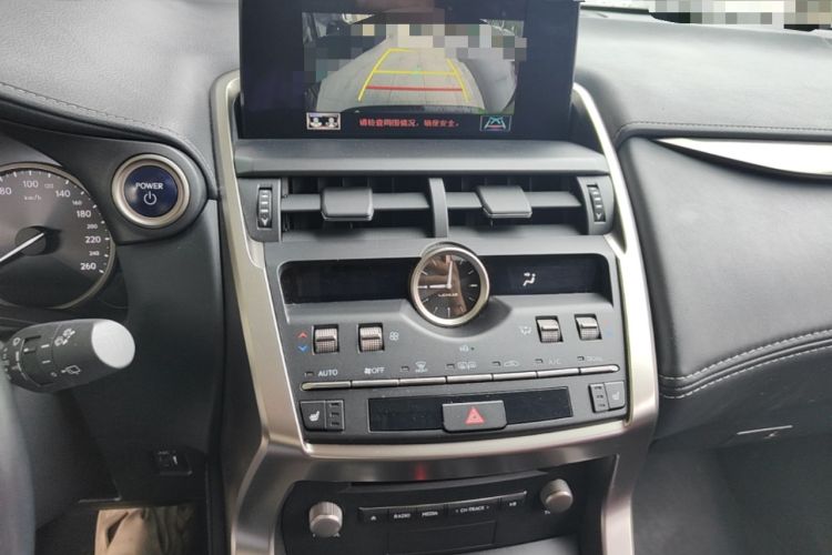 Used Lexus NX 2020 300h Front-Drive FENGSHANG Version China VI Standard Audio And AC Panel