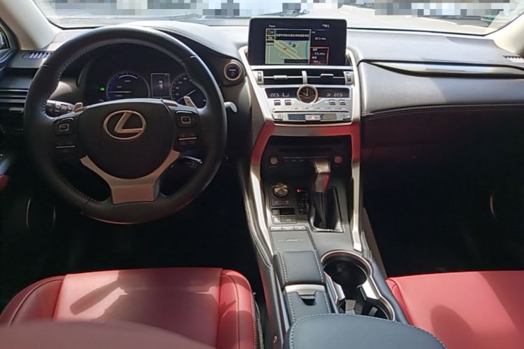 Used Lexus NX 2020 300h Front-Drive FENGSHANG Version China VI Standard Center Console